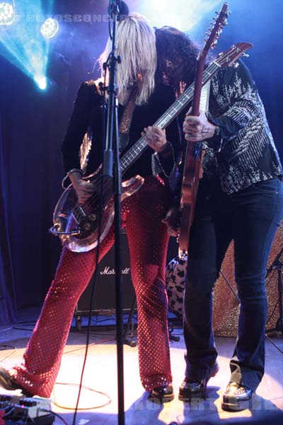 WHITE HILLS - 2013-10-15 - PARIS - Divan du Monde - 